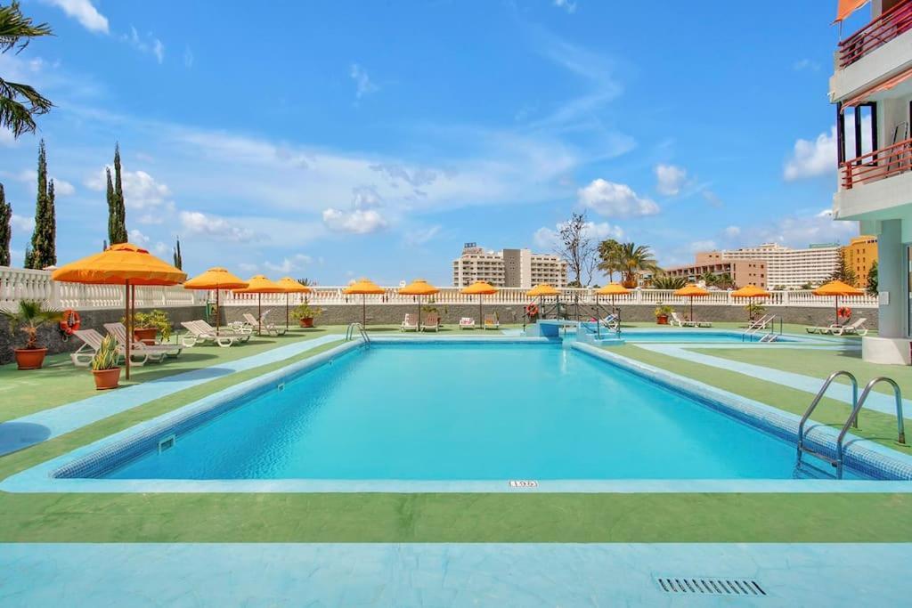 Alexander Apartment Playa De Las Americas Exterior foto